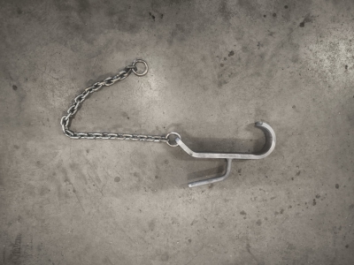 Kavelj za obešanje prašićev (z verigo)