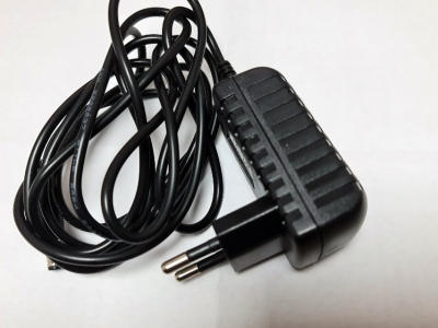 Polnilec HL 7V 1000 mA