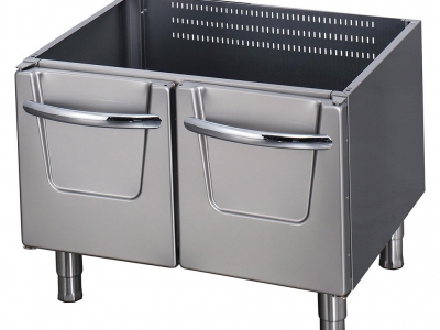 Podstavek z vrati 800 x 900