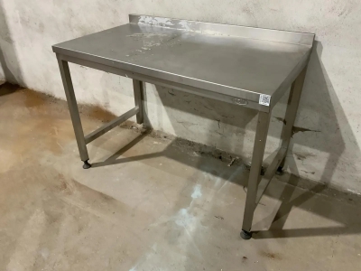 Miza inox / rabljena